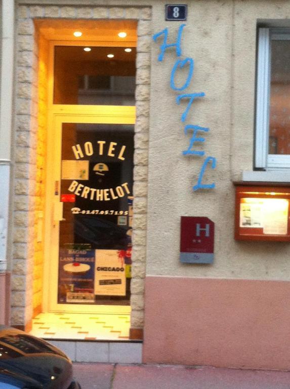 Hotel Berthelot ตูร์ ภายนอก รูปภาพ